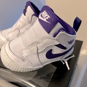 Jordan 1. 3c crib shoe